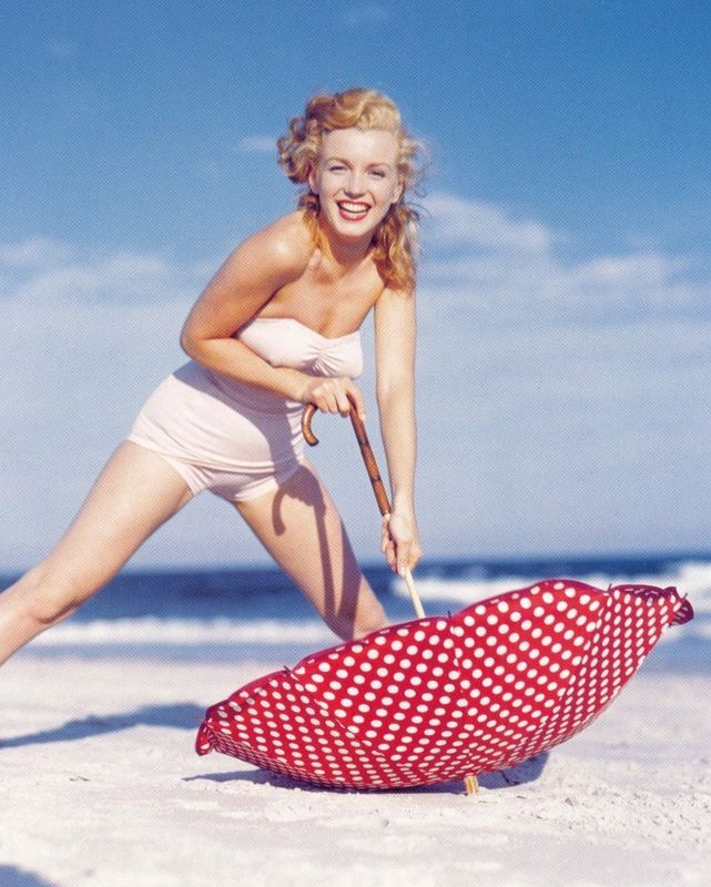 MEMORIES OF MARILYN: ANDRE DE DIENES